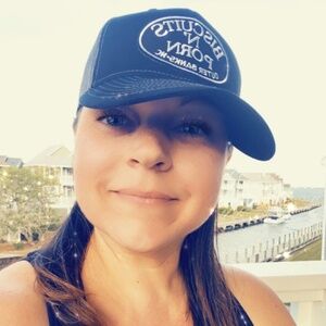 Meet your Posher, Janelle